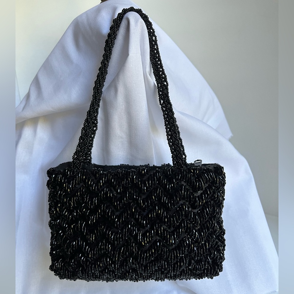 La Regale Fully Beaded Black Small Evening Bag Satin Interior (pre-owned).